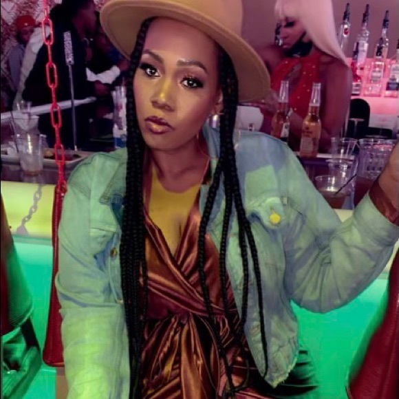 Meet your Posher, Varsha - Picture 1 of 1